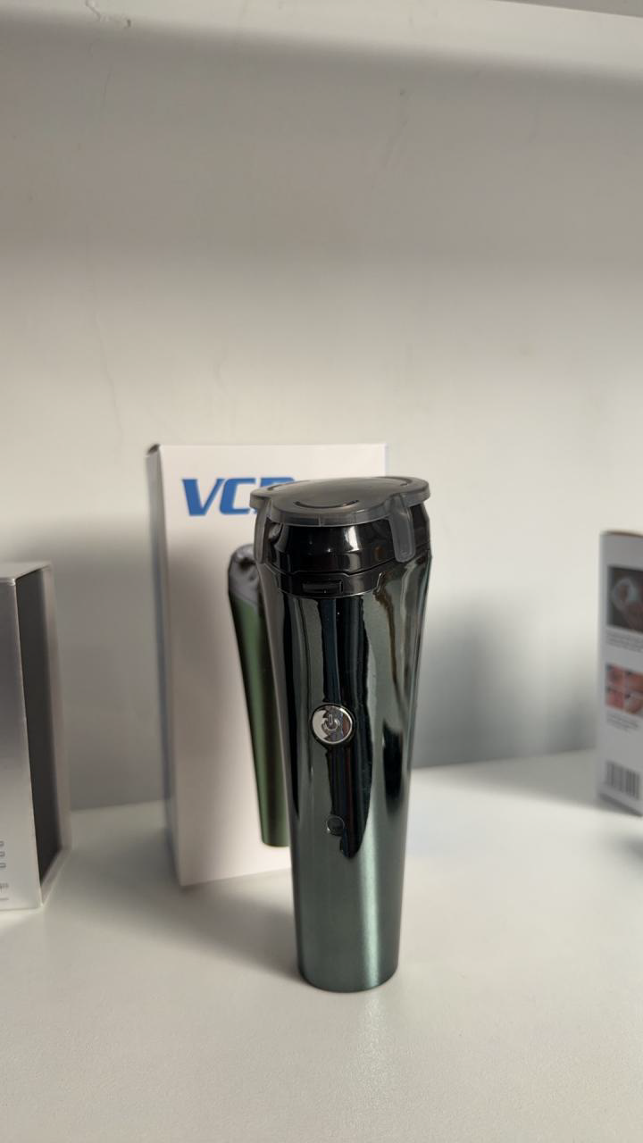 Professional 3D Triple Floating Head Rotary Shaver in Mirror Gunmetal